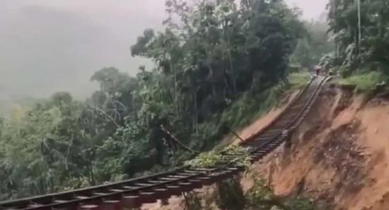 දුම්රිය මාර්ග හදන්න ඩො. මිලියන 400ක ඇස්තමේන්තුවක්